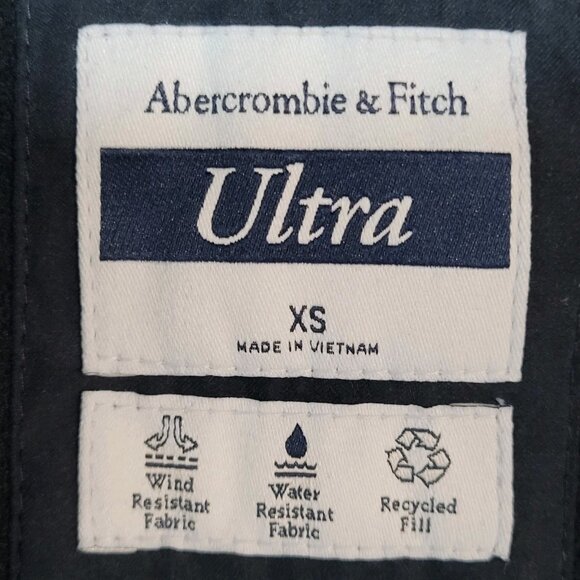 Abercrombie & Fitch Ultra Black Fleece Lined Insulated Hooded Jacket Size XS - Picture 3 of 15